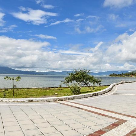 Casa Jardin-Lakeside Boutique Resort By Restavio アヒヒク エクステリア 写真